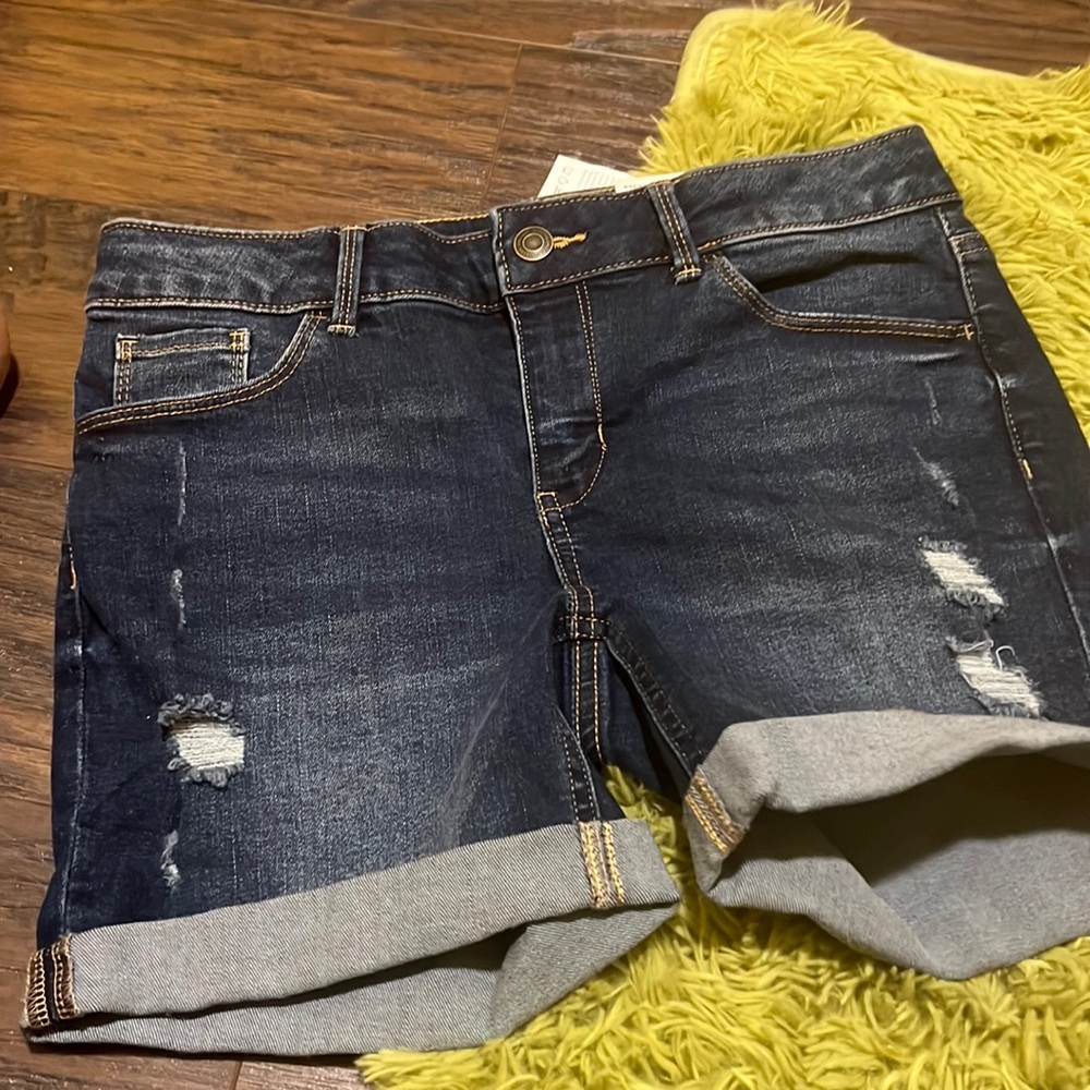 New girl shorts